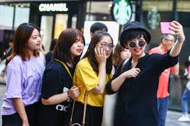 Generation z (or simply gen z), colloquially known as zoomers, is the demographic cohort succeeding millennials and preceding generation alpha. China S Generation Z All You Need To Know About Luxury S Extreme Disruption Force South China Morning Post