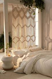 So Fresh And Cozy Boho Inspired Bedroom With White Decor Bedroom Interiors Bohemian Bedroom Decor Bohemian Home Bedroom Design