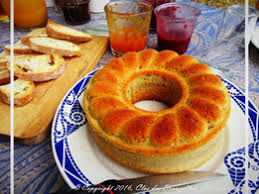 Une autre façon de faire un gâteau au bon goût d'amande. Cake Au Lait D Amandes Citron Et Noix Du Clos Clos Des Drouzillas