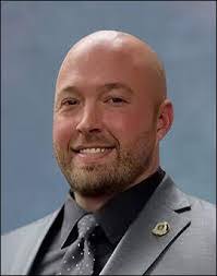 Leslie Gregory's Instagram, Twitter & Facebook