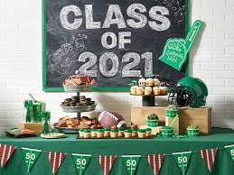 These graduation party food ideas will have your guests saying yum!. Graduation Party Guide Hy Vee