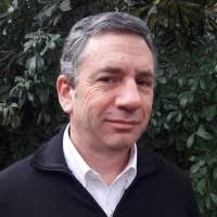 40+ "Roberto Young" profiles