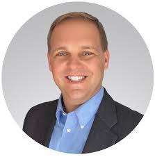 Russell East's Instagram, Twitter & Facebook