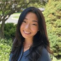 Julia Shin's Instagram, Twitter & Facebook