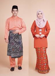 Download now kaos baju distro anggur merah cap orang tua amer gilan cloth. Set Couple Harga B Baju Raya Murah Terkini 2021 Facebook