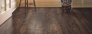 Rustic Legacy Earthen Chestnut Farmhouse Flooring Laminate Living Room Flooring