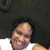 Desiree Felton's Instagram, Twitter & Facebook