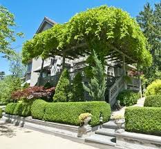 For Sale A Classic Older Home On Cincinnati S Rose Hill