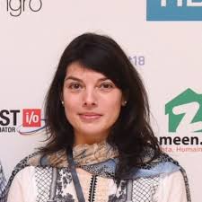 I went to study Aerospace Engineering at MIT. Only to realize I had no idea  what the professors were talking about. The other students had all come  from technical schools, taken AP