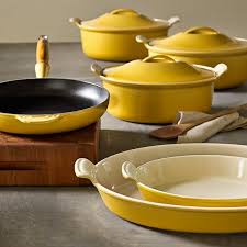 Le Creuset Heritage Cast Iron Cocotte Quince Williams Sonoma Creuset Le Creuset Cookware Cool Kitchen Gadgets