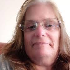 Michelle Simcox's Instagram, Twitter & Facebook