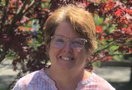 Martha Sumrall's Instagram, Twitter & Facebook