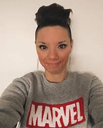 Good morning!! I honestly didn't feel like doing a video so here's a selfie  🤣🤪 ….but I hope everyone had a good long weekend and had some downtime!  I'm super excited that