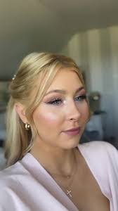 Lacey Peck's Instagram, Twitter & Facebook