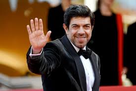 Ritratto di tommaso buscetta, il più importante pentito mafioso e, interpretato da pierfrancesco favino, protagonista de il traditore di marco bellocchio. Il Traditore Ovazione A Cannes Per Il Film Su Tommaso Buscetta Le Foto Del Cast Sul Red Carpet Gazzetta Del Sud