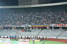 U cluj și viitorul târgu jiu se întâlnesc în sferturile de finală ale cupei româniei, pe 3 martie, de la ora 17 pontul meu pentru meciul „u cluj vs viitorul tg. File Suporteri U Cluj Jpg Wikipedia