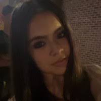 Tracy Robles's Instagram, Twitter & Facebook