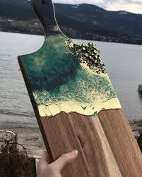 Art With Finess On Instagram Been Hard At Work For The Holidays Here Made About 5 Or 6 Since I Ve Last Posted Resin Art Painting Diy Resin Art Resin Artwork