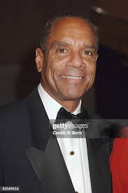 283 American Express Kenneth Chenault Photos & High Res Pictures