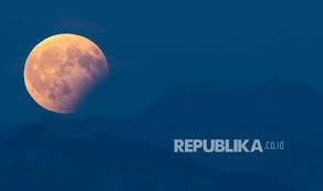 See more of gerhana bulan on facebook. Itera Amati Gerhana Bulan Penumbra Republika Online