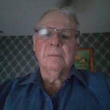 So “machine gun bacon” guy wants Americans to disarm. Too bad he's not  running this cycle, perhaps we could finally rid ourselves of that f'er.