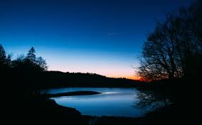 Fotos gratis : cielo, naturaleza, azul, agua, reflexión, paisaje natural,  noche, horizonte, árbol, lago, nube, oscuridad, ligero, Mañana, Fenómeno  atmosférico, desierto, río, depósito, los recursos hídricos, atmósfera,  puesta de sol, calma, amanecer,