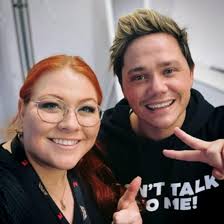 THE MASKED SINGER SWITZERLAND • One Year Ago I did the craziest TV show  ever🥕😃