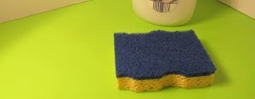 Bitte lesen sie unbedingt die auf dem produkt angegebenen anwendungshinweise gründlich feinwaschmittel ist der obstfleck noch frisch, so können sie versuchen ihn mit feinwaschmittel zu entfernen. á… Edding Entfernen Schritt Fur Schritt Mit Diesen Tipps Gelingt Es