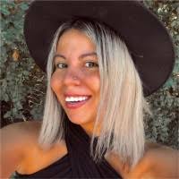 100+ profils pour “Lucia Lulu”