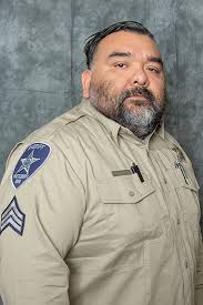 Sheriff presents life-saving awards to deputies after October jail rescues 