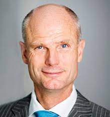 Minister van buitenlandse zaken) is the head of the ministry of foreign affairs and a member of the cabinet and the council of ministers. Ministerie Van Buitenlandse Zaken Wikipedia