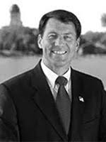 Michael Rounds's Instagram, Twitter & Facebook