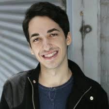 Dennis, Author at FanBolt