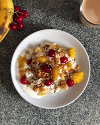 Thealthylife On Instagram Breakfast Banana Split Fruits And Yogurt For Breakfast Is A Win High Fiber Foods High Fiber Fruits Healthy Eating Breakfast