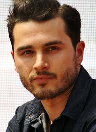 I wished I had met deforest, leonard and majel as they're the only cast  members that I didn't meet!😢😢