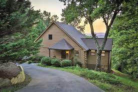 All are fully furnished, some allow pets and. Blue Sky Cabin Rentals Mountain Lake Escape