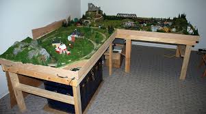 Ho Model Railroad Layouts Model Train Table Model Trains Ho Train Layouts