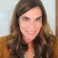 Lisa Gemma's Instagram, Twitter & Facebook