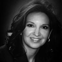 Lisa Postell's Instagram, Twitter & Facebook