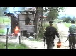 Genocid u srebrenici / геноцид у сребреници), was the july 1995 genocide of more than 8,000 bosniak muslim men and boys in and around the town of srebrenica, during the bosnian war. Uberlebender Von Srebrenica Massaker Erinnert Sich Youtube