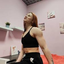 На массаже Анна 💪🏻🏆 🏆Бронзовый призер Ло в категории Bodyfitness  @fitnesslifekudrovo @fitnesslifepark