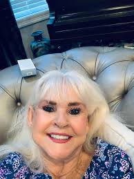 IDNC that I am having a rough day. I am going to have a Coke .