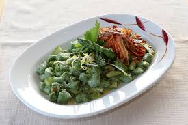 Http Www Slovenskenovice Si Lifestyle Okusi Skrivnost Dobrih Njokov Je V Ostri Moki Cooking Recipes Cooking Recipes