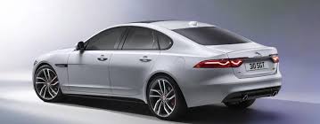 Jaguar has been making luxurious sedans and athletic sports cars for decades, but more recently it has added crossovers and suvs that continue to perpetuate these trademark attributes. Jaguar Xf Infos Preise Alternativen Autoscout24