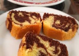 Selanjutnya anda sudah bisa memasukkan kuning telur beserta sp yang di kocok sampai rata atau tersebut memiliki tekstur yang kental. Resep Bolu Panggang 4 Telur Anti Gagal 5 Cara Membuat Bolu Ketan 4 Telur Anti Gagal Yang Mudah Cookandrecipe Com 200 Gram Tepung Terigu 175 Gram Gula Pasir 200 Gram Margarin Di Cairkan 4 Butir Telur 1 Sdk Teh