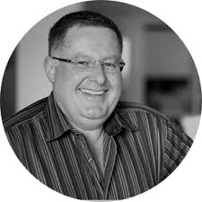 Alexander Zak's Instagram, Twitter & Facebook