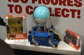 Fortnite battle royale collection battle bus & 2 exclusive figures: Idle Hands Toy Fair 2019 Moose Toys Calls In Fortnite Reinforcements