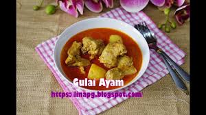 1 sudu kecil serbuk cili. Cara Masak Gulai Ayam Sedap Sesuai Dimakan Bersama Roti Jala Atau Pulut Kuning Resepi Kari Ayam Youtube