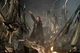 Este hechizo fue conjurado por primera vez en 13 años por barty crouch jr. Barry Crouch Junior Conjures The Dark Mark Harry Potter Fan Zone