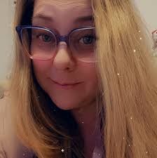 How to fix Silhouette Studio version 4.5 crash and black bar issue?